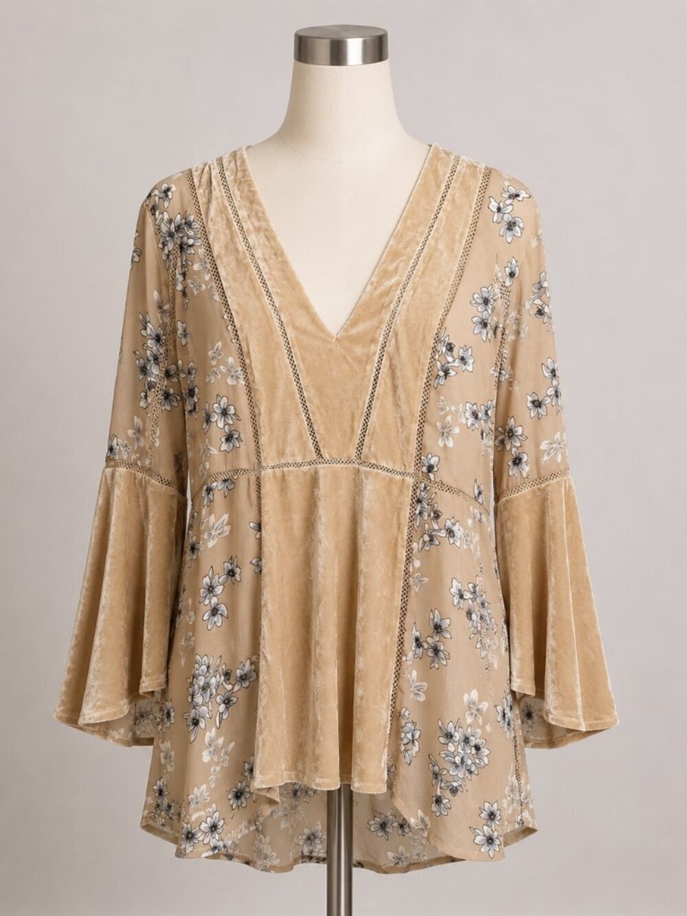 POL Floral Faux Suede Boho Tunic Top Sz Small